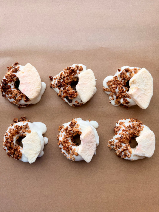 Apple Crumble Doughnuts